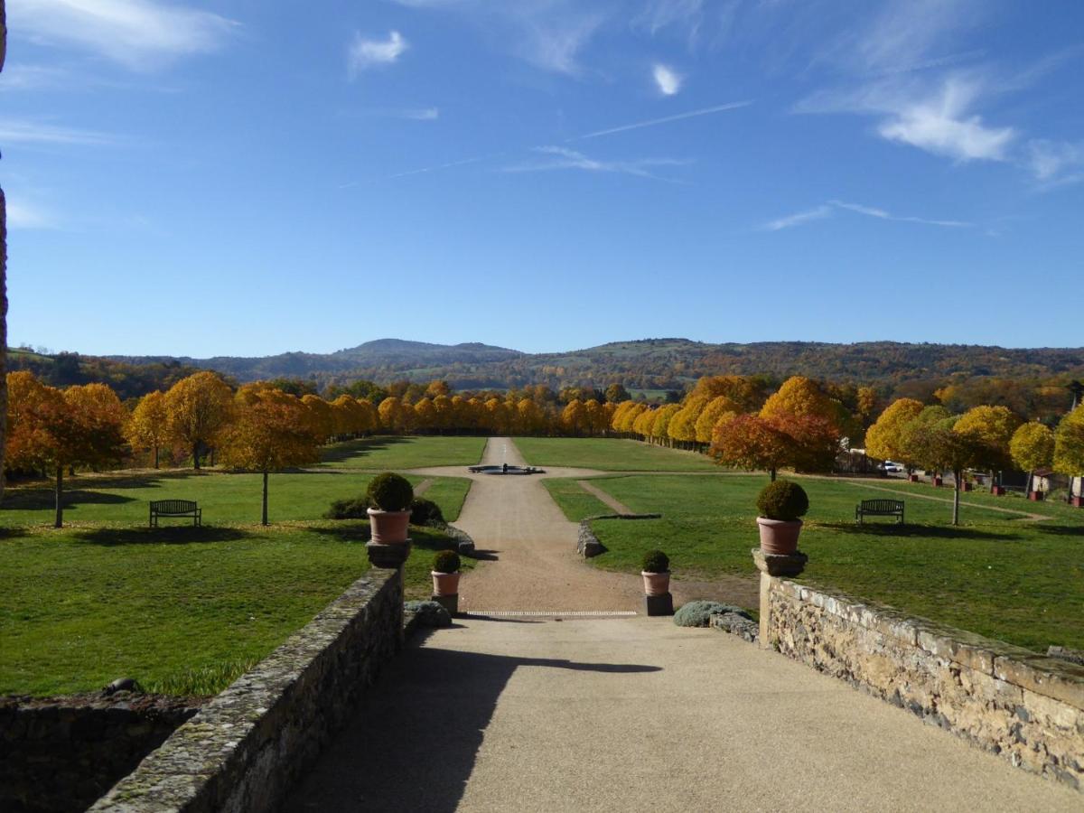 Chateau Royal De Saint-Saturnin Экстерьер фото